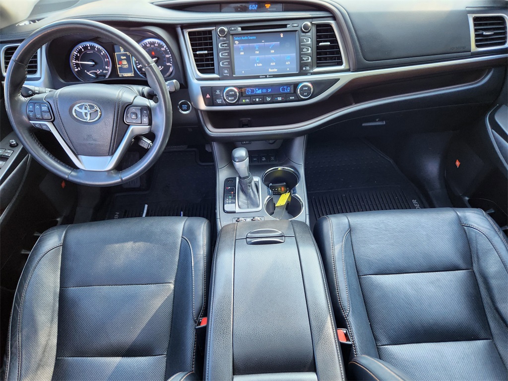 2014 Toyota Highlander Limited photo 9