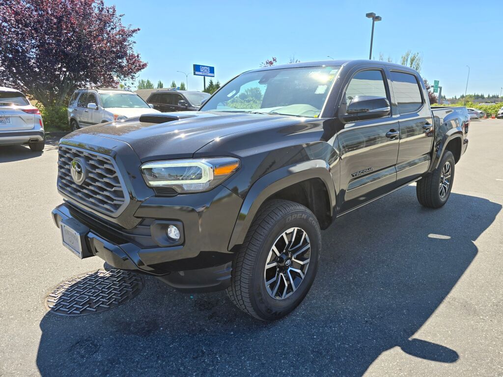 2023 Toyota Tacoma TRD Sport photo 2