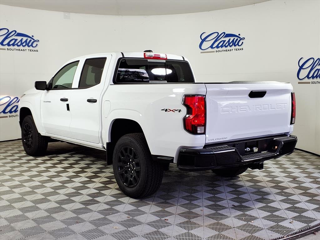 2026 Chevrolet Colorado Work Truck photo 2