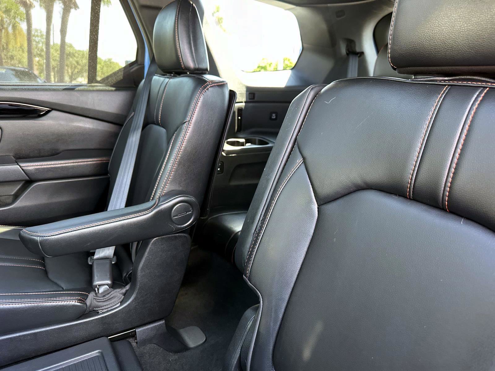 2023 Honda Pilot TrailSport photo 12