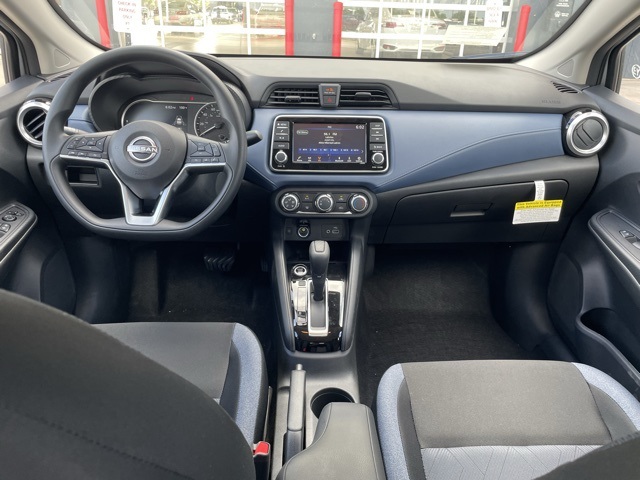 2025 Nissan Versa SV photo 16