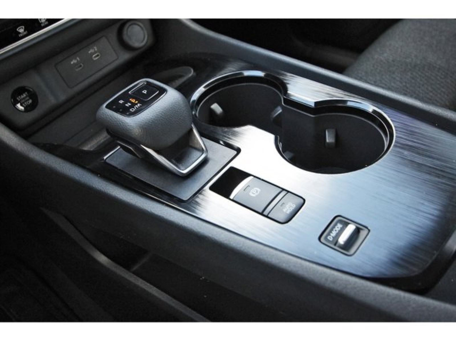 2024 Nissan Rogue SV Black at Robbins Nissan