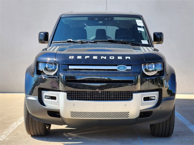 2024 Land Rover Defender 130 S photo 2