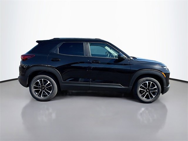 2026 Chevrolet Trailblazer LT photo 4