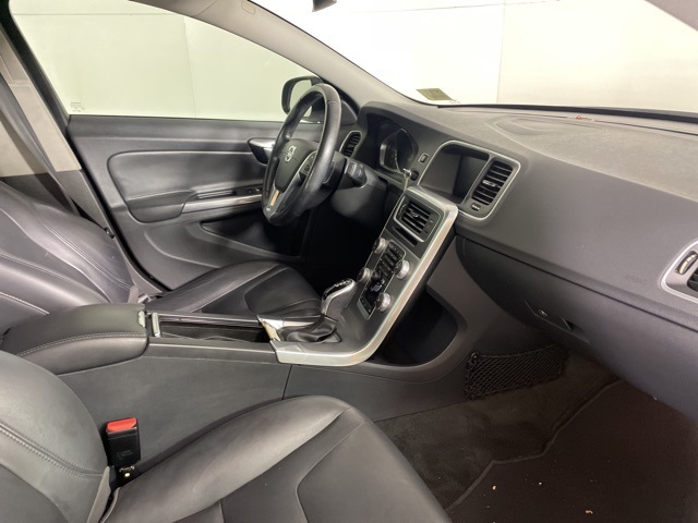 2017 Volvo S60 Inscription T5 photo 11