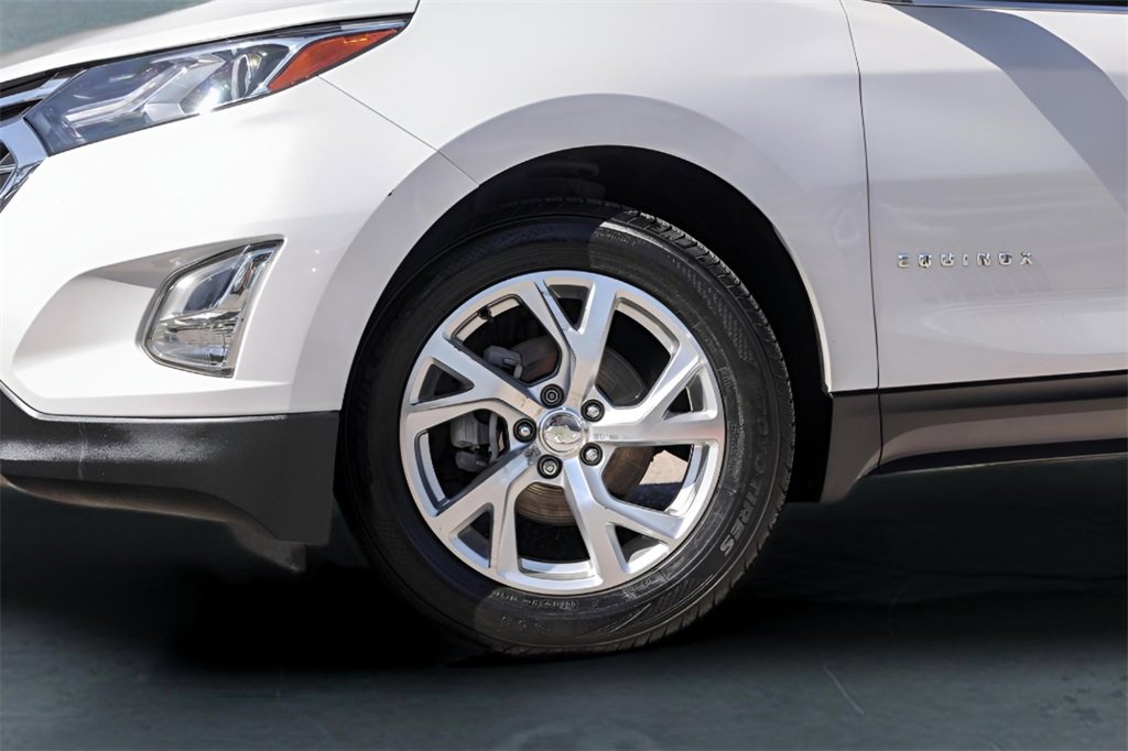 2020 Chevrolet Equinox Premier photo 3