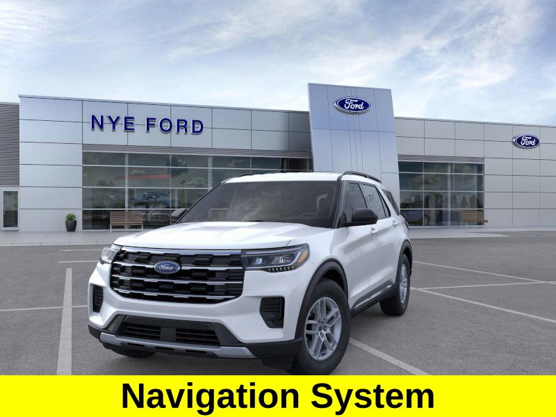 2025 Ford Explorer photo 3