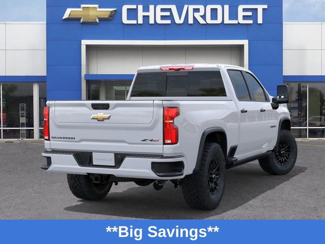 2026 Chevrolet Silverado 2500HD ZR2 photo 3