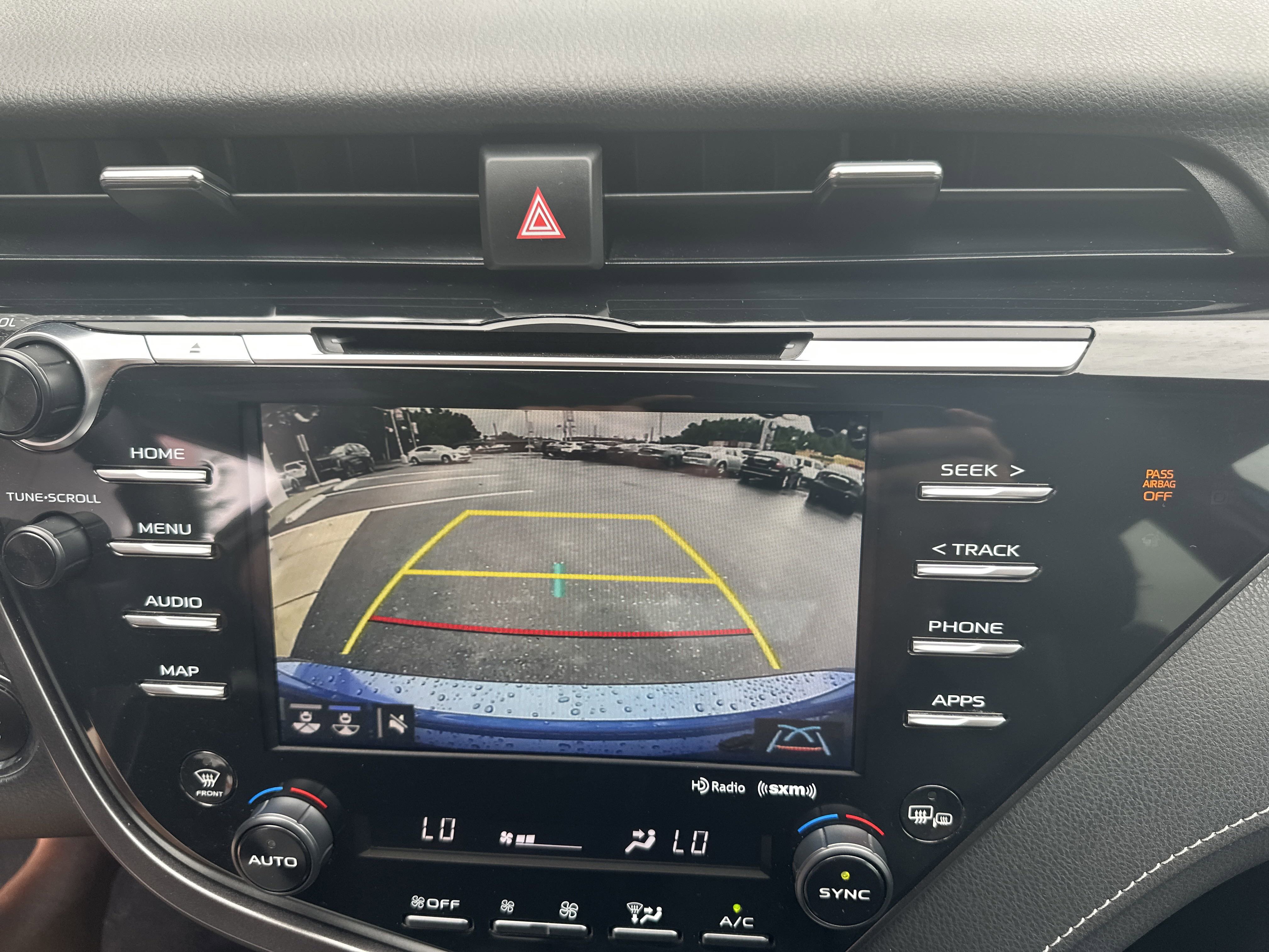 2020 Toyota Camry XSE photo 8