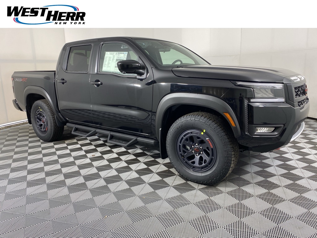 2026 Nissan Frontier PRO-4X's photo