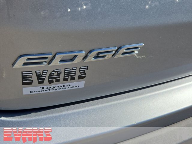 2020 Ford Edge SEL photo 4
