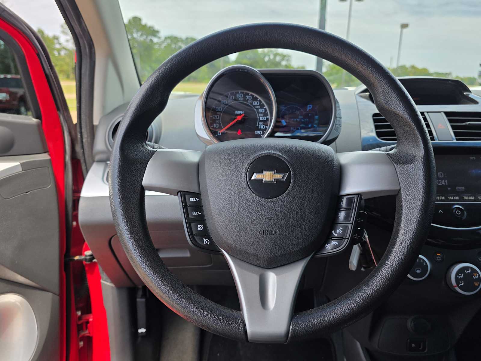 2013 Chevrolet Spark LT photo 14