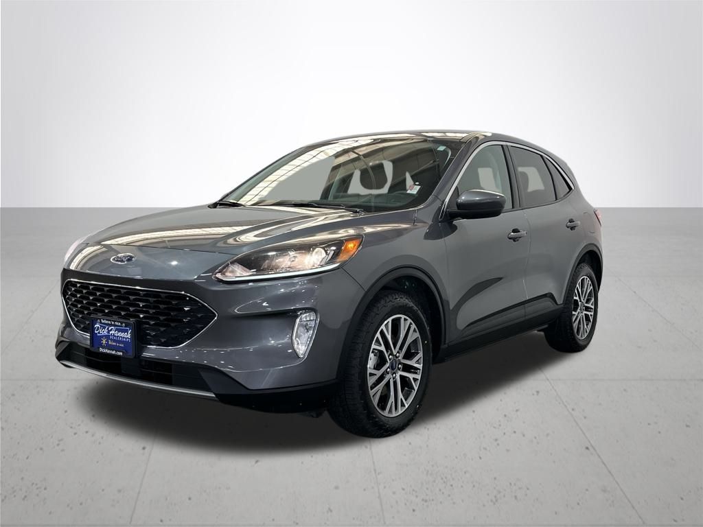 2022 Ford Escape Hybrid SEL photo 2
