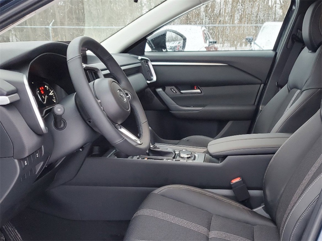2025 Mazda CX-50 2.5 Select photo 5