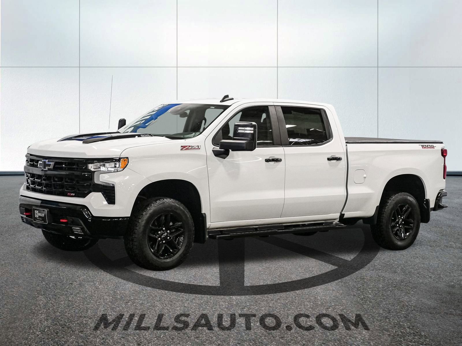 Used 2022 Chevrolet Silverado 1500 LT Trail Boss with VIN 3GCUDFEL8NG652752 for sale in Baxter, Minnesota