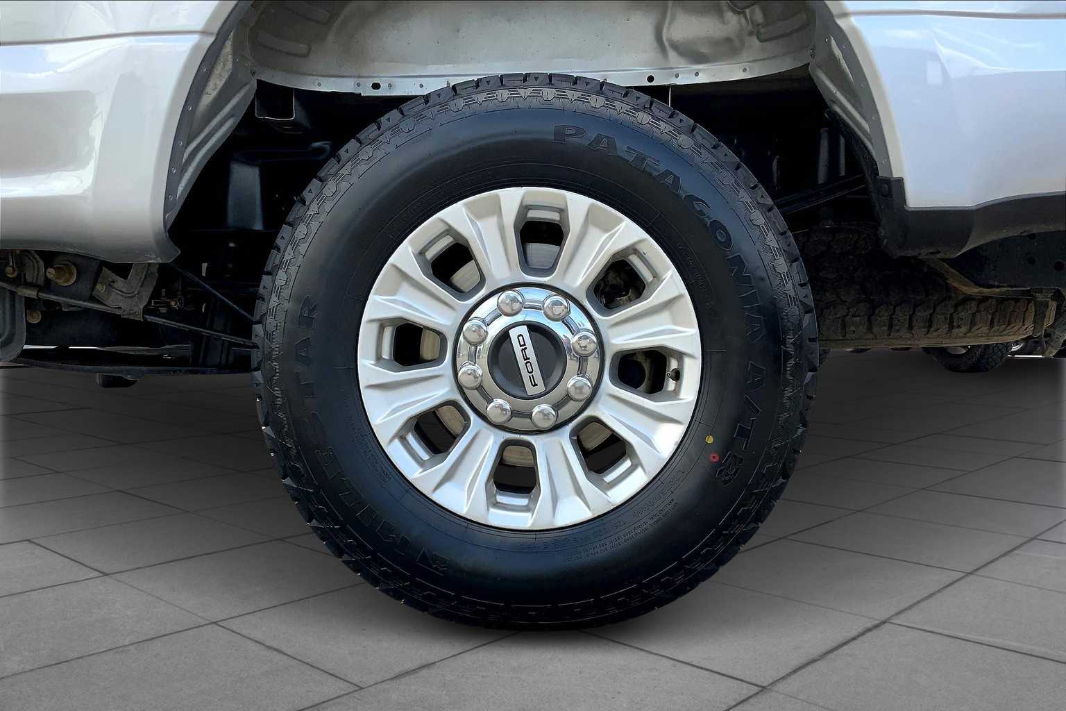 2022 Ford F-250 XLT photo 10