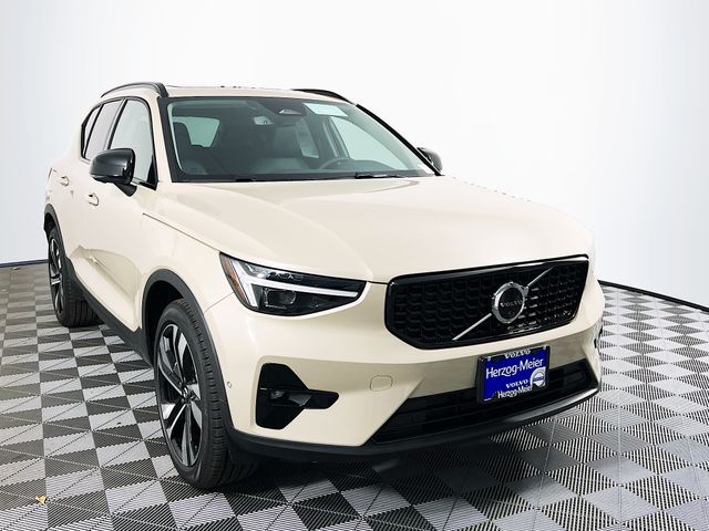 2026 Volvo XC40 Ultra's photo