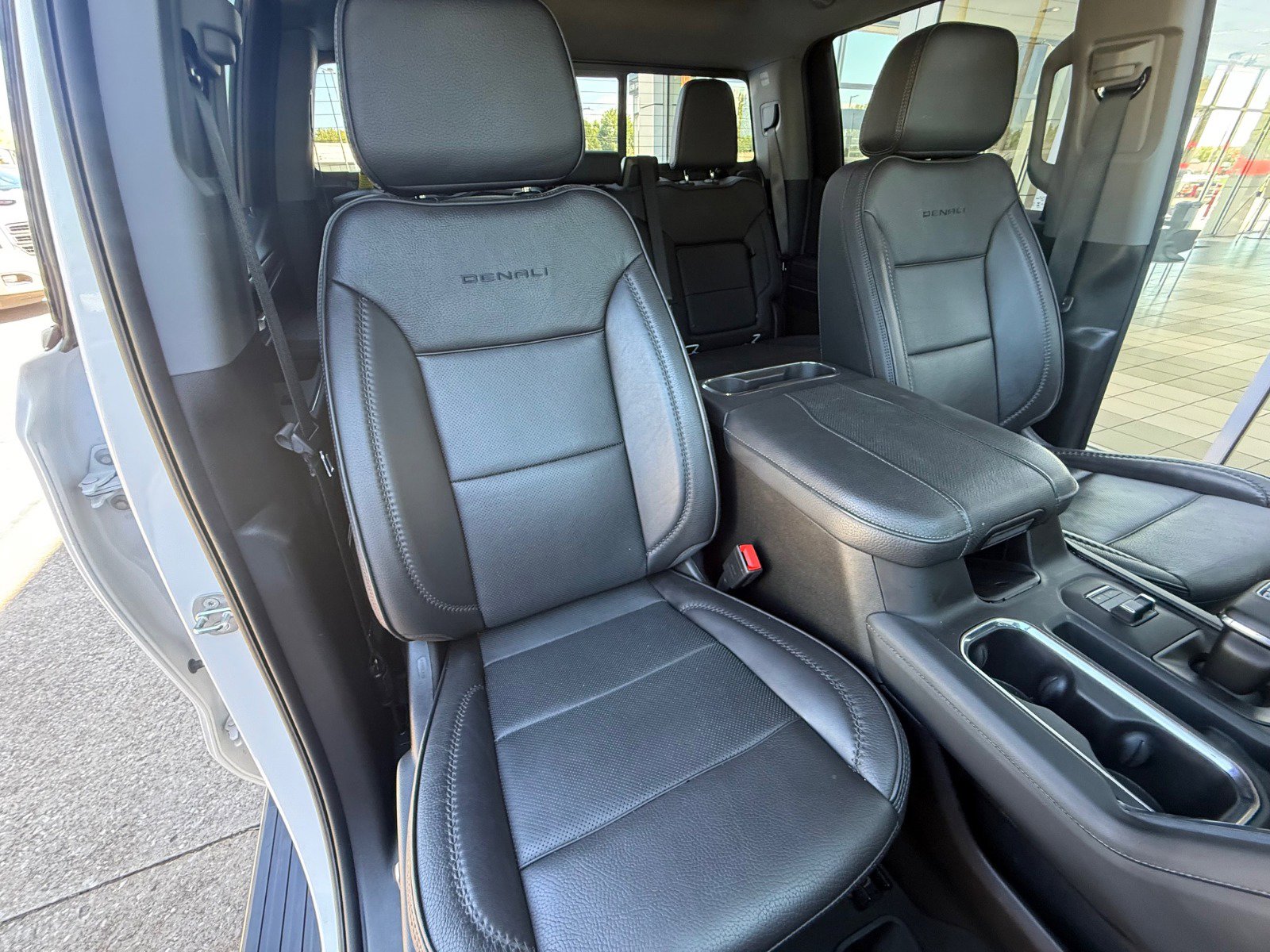 2024 Gmc Sierra 1500 Denali photo 38