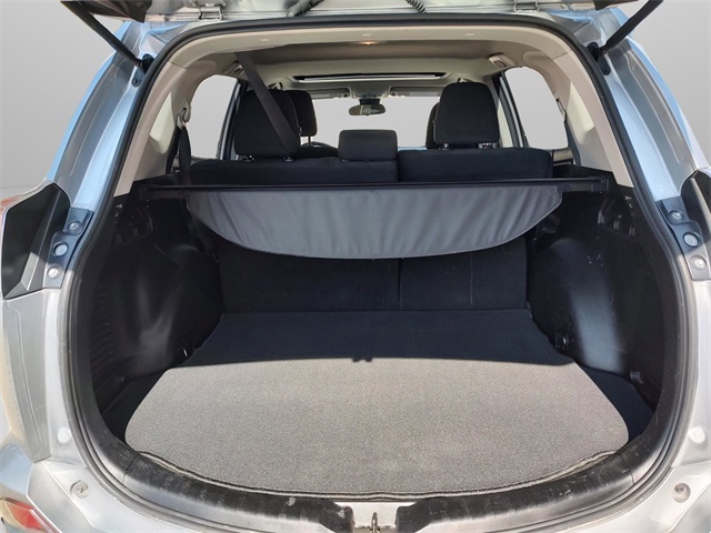 2018 Toyota RAV4 XLE photo 30