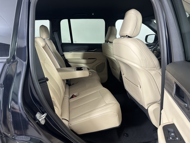 2024 Jeep Grand Cherokee Limited photo 15
