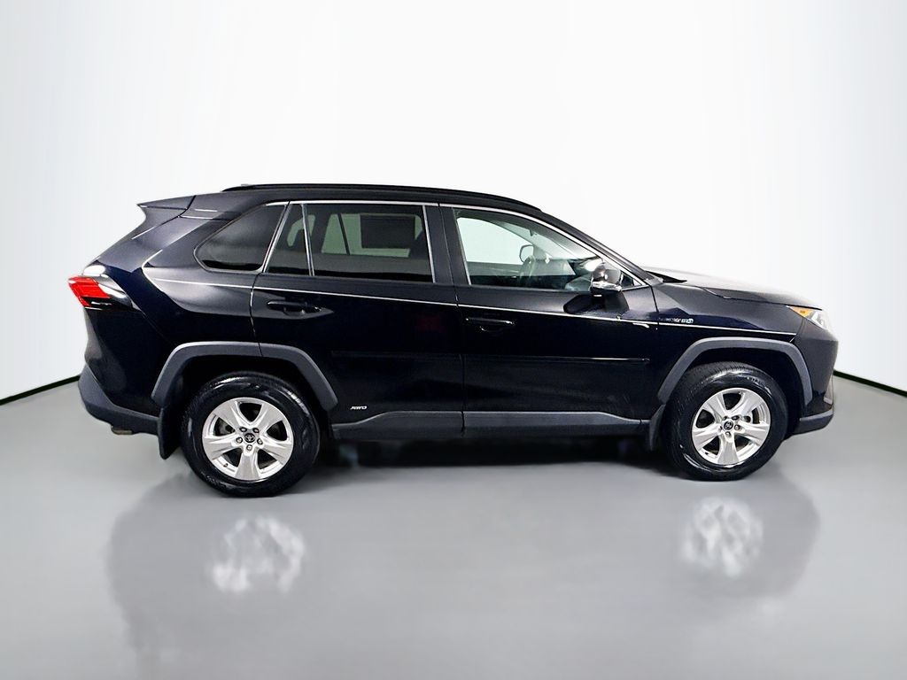 2021 Toyota RAV4 Hybrid XLE photo 7