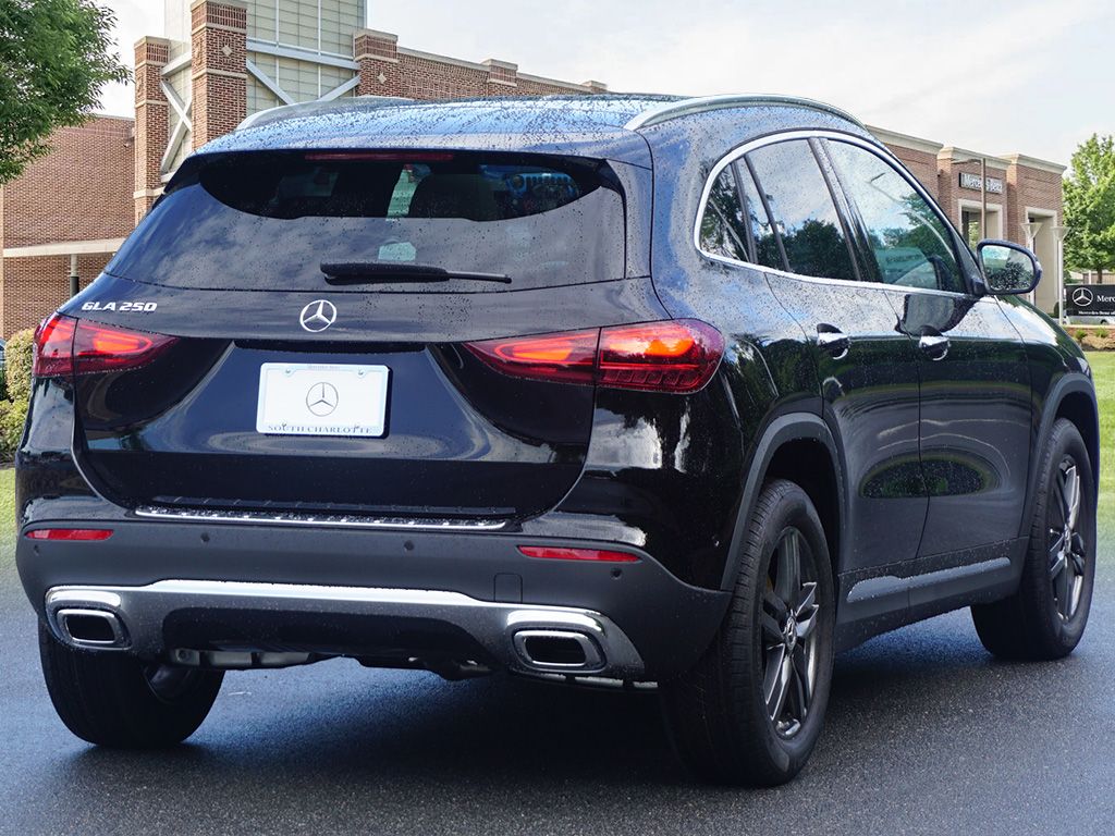 2026 Mercedes Benz GLA 250 photo 5