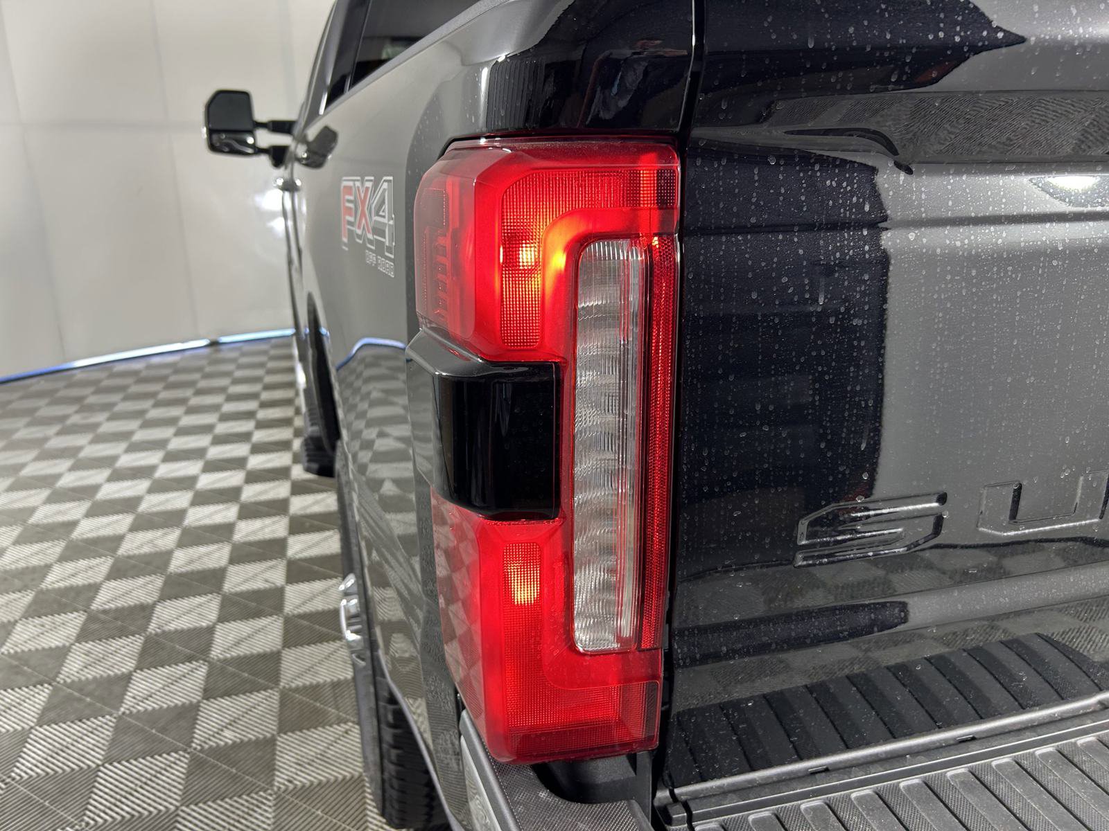 2025 Ford F-250 photo 12