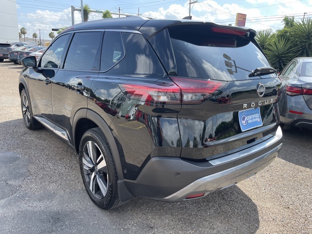 2023 Nissan Rogue SL photo 5