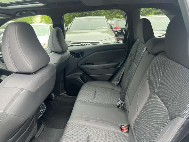 2025 Subaru Forester Premium Base photo 7