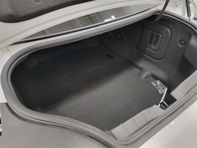 2021 Chevrolet Camaro 1LT photo 18