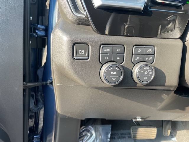 2022 Chevrolet Silverado 1500 High Country photo 15