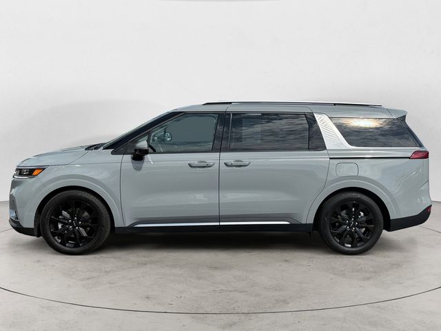 2024 Kia Carnival SX Prestige photo 2