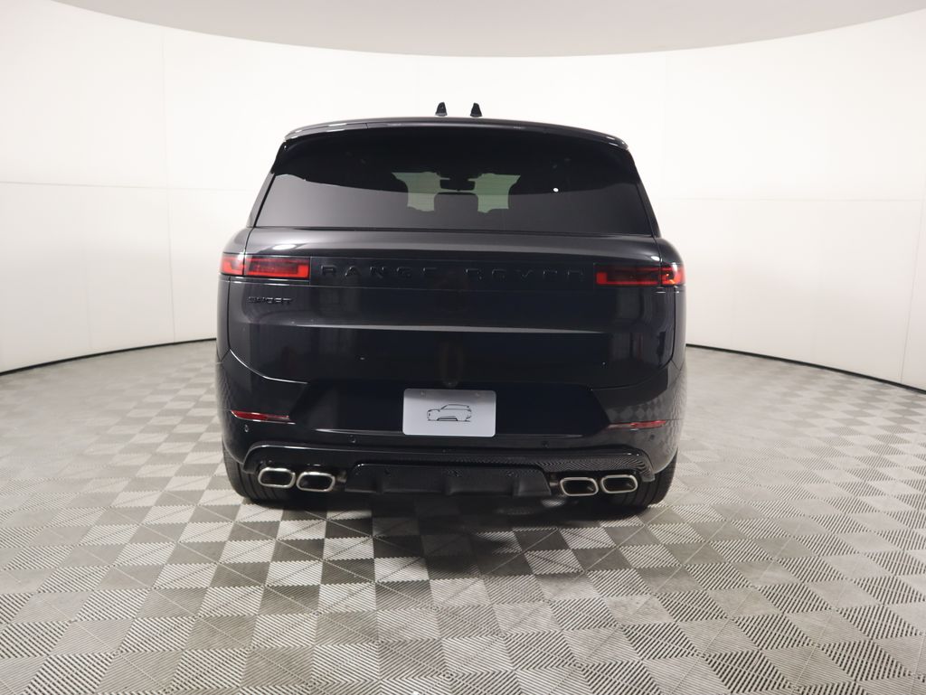 2025 Land Rover Range Rover Sport SE photo 4
