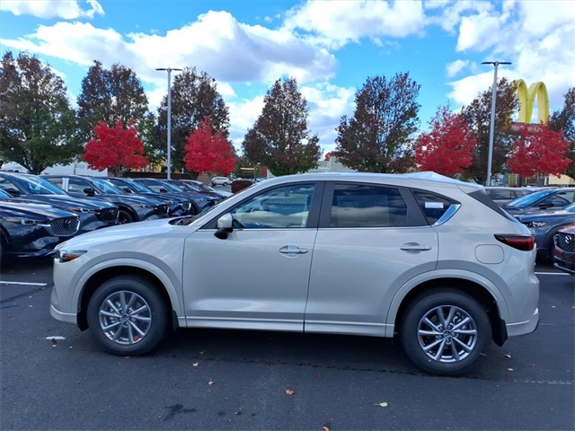 2025 Mazda CX-5 2.5 S Preferred photo 2