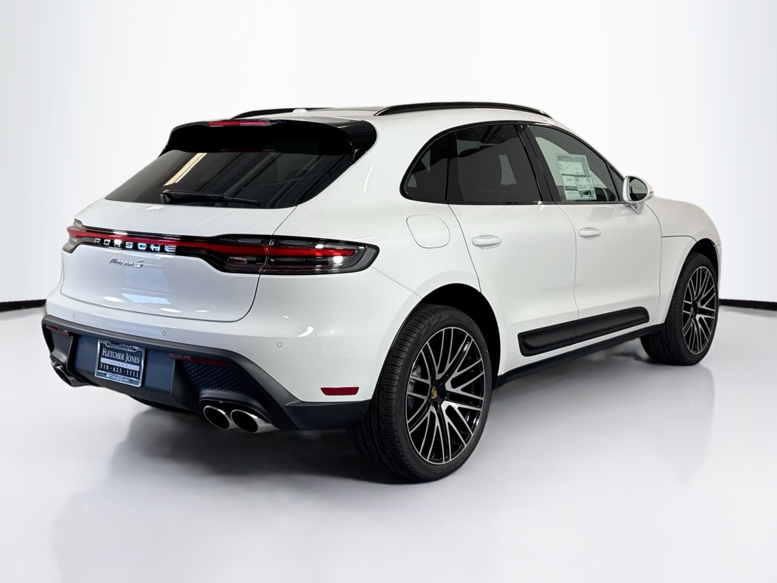 2025 Porsche Macan S photo 8