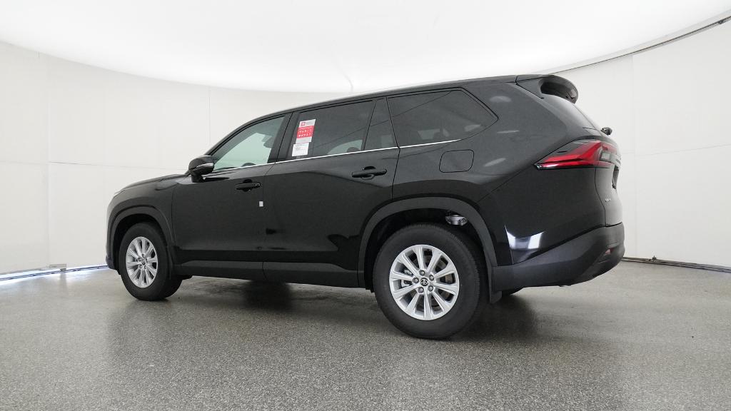 2025 Toyota Grand Highlander Limited photo 12