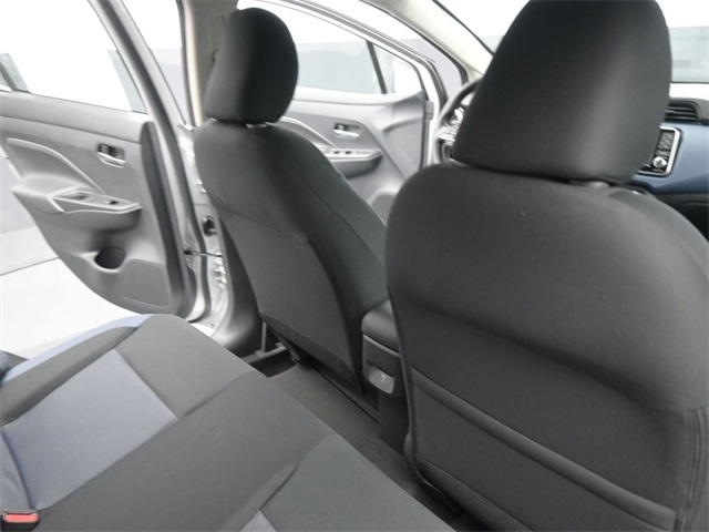 2025 Nissan Versa SV photo 20