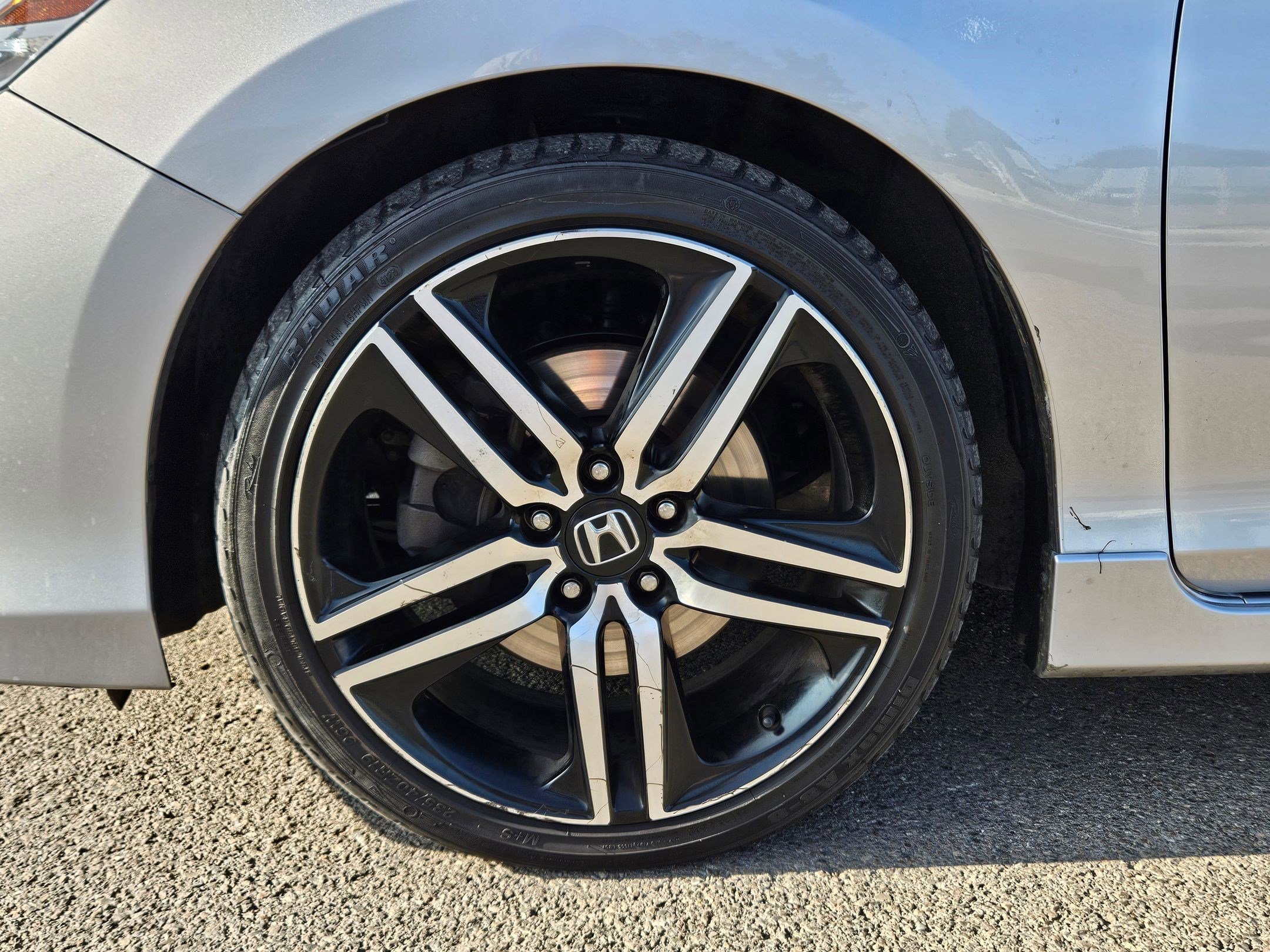 2017 Honda Accord Touring photo 10