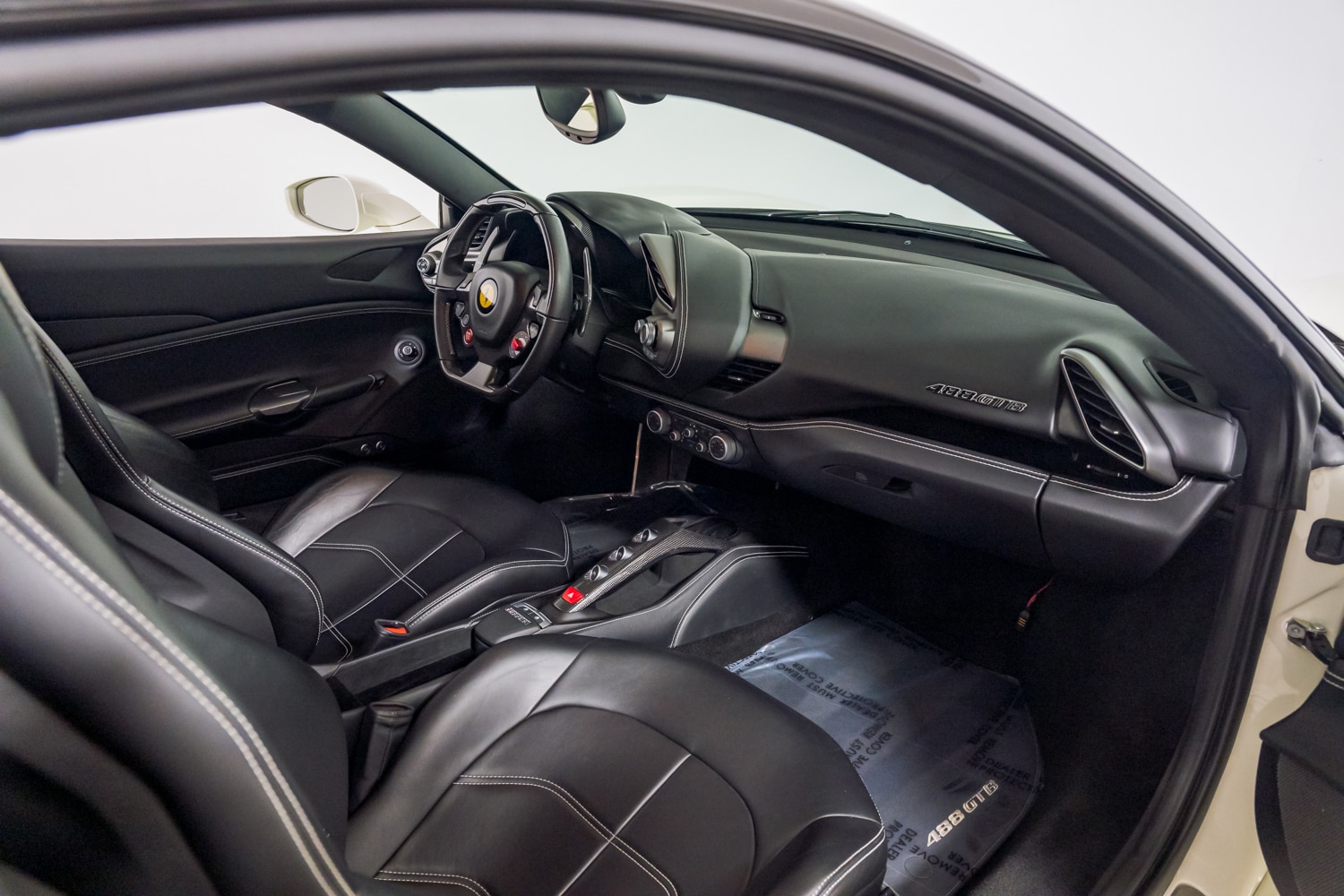 2016 Ferrari 488 GTB photo 18