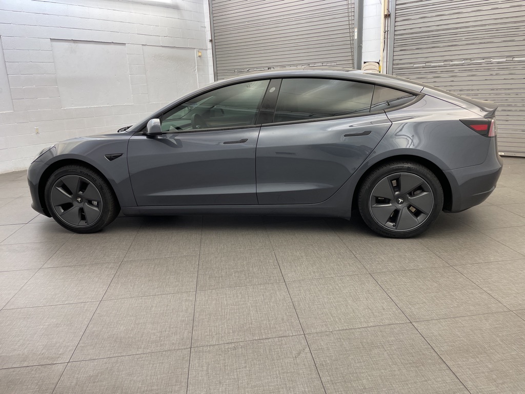 2023 Tesla Model 3 photo 5
