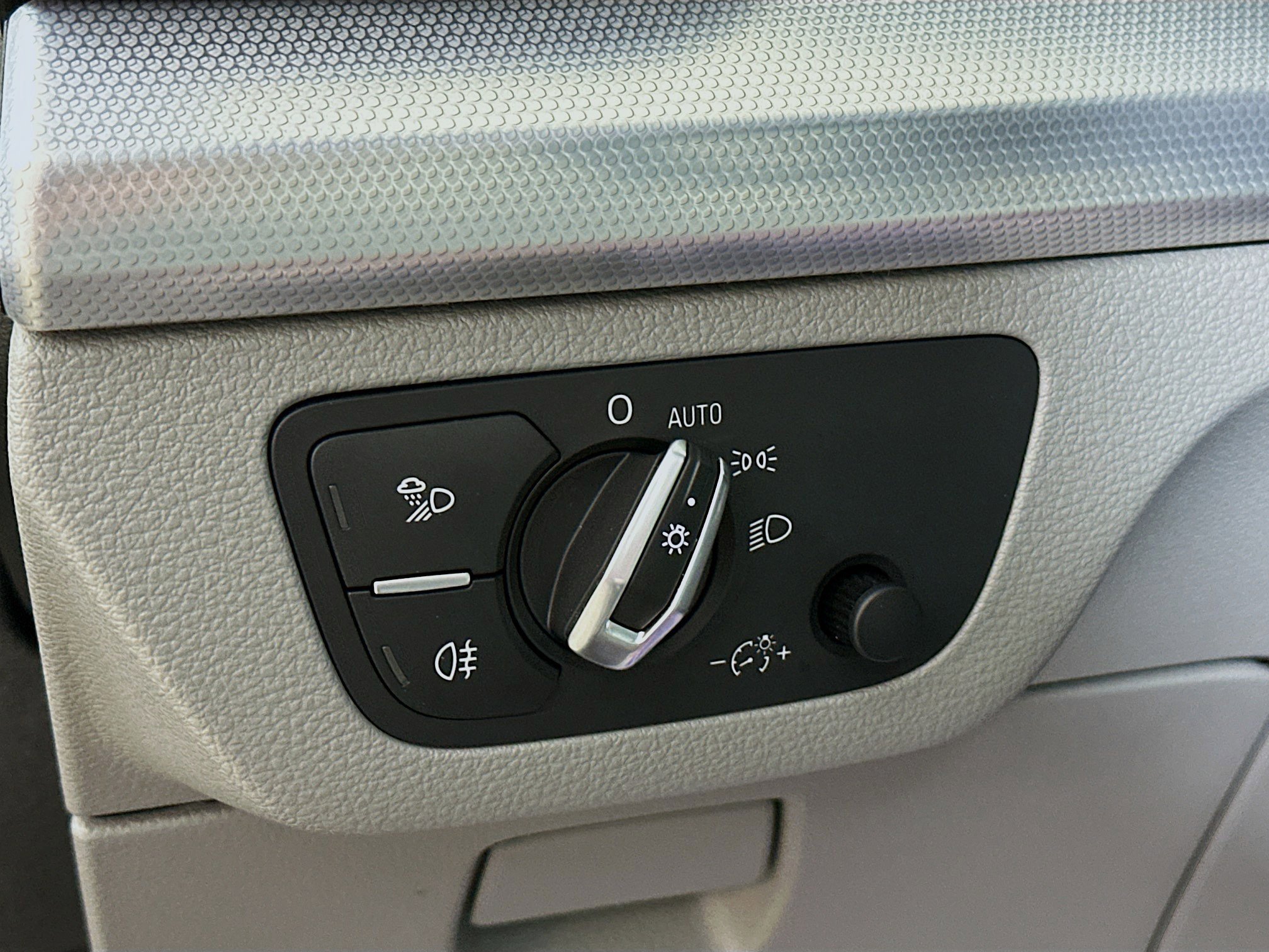 2024 Audi Q5 S line Premium Plus photo 9