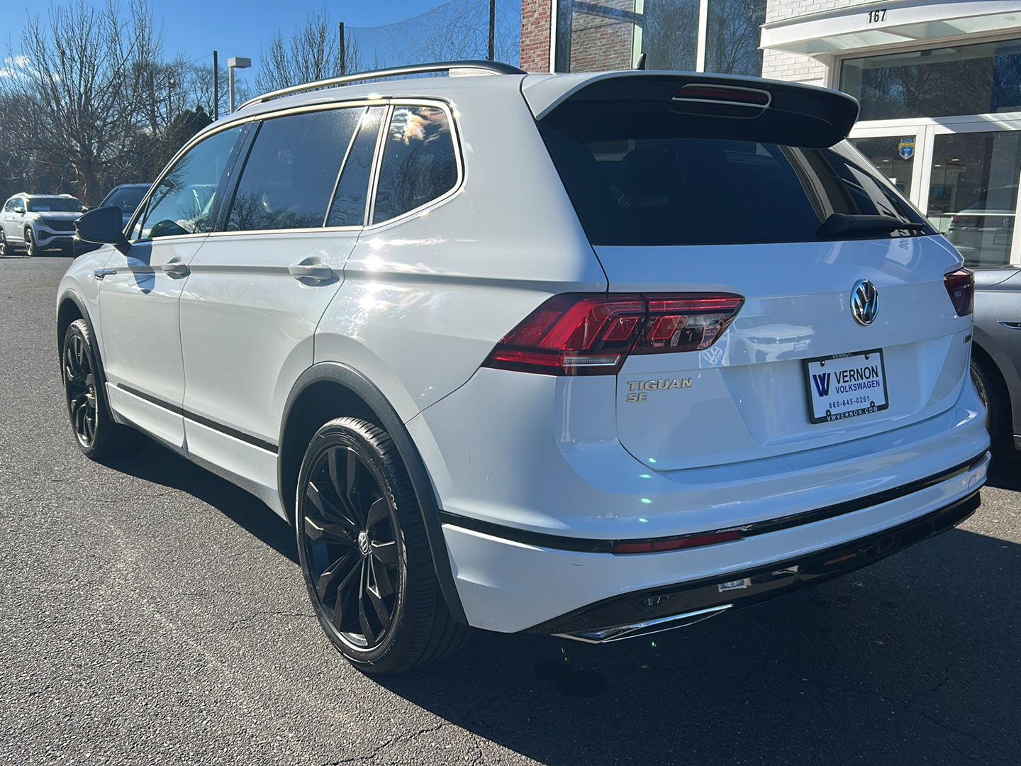 2021 Volkswagen Tiguan SE R-Line Black photo 2