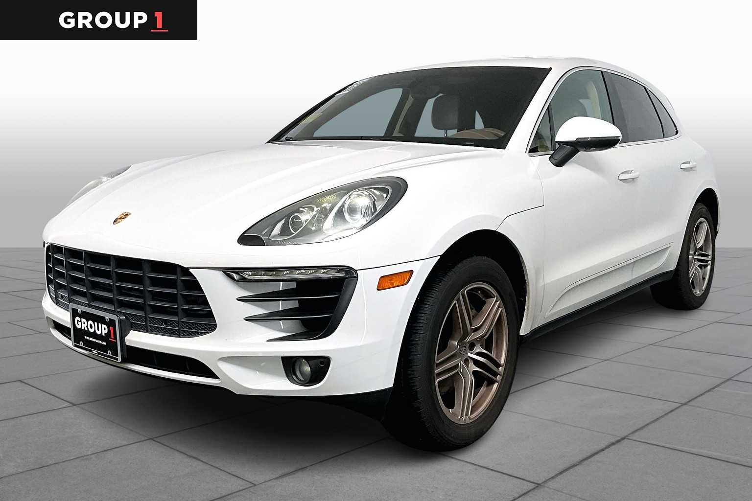 2015 Porsche Macan S's photo