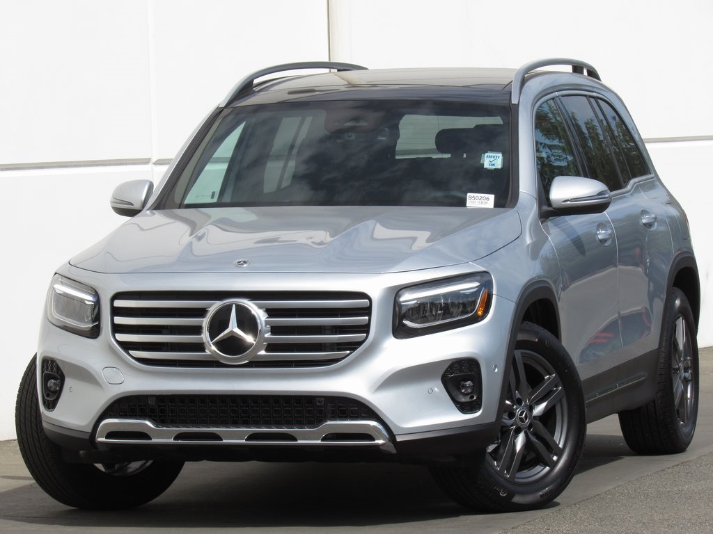 2025 Mercedes-Benz GLB Base's photo