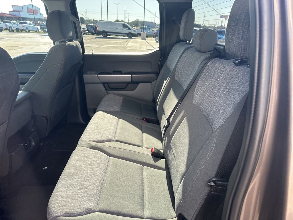 2023 Ford F-150 XLT photo 21