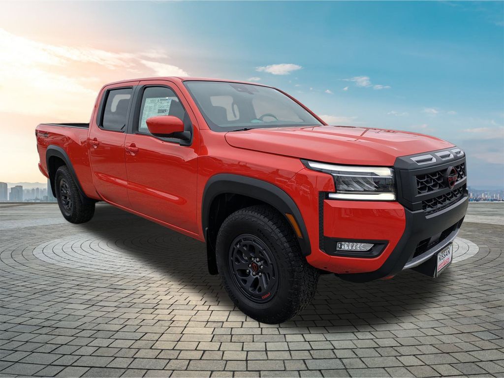 2025 Nissan Frontier PRO-4X's photo