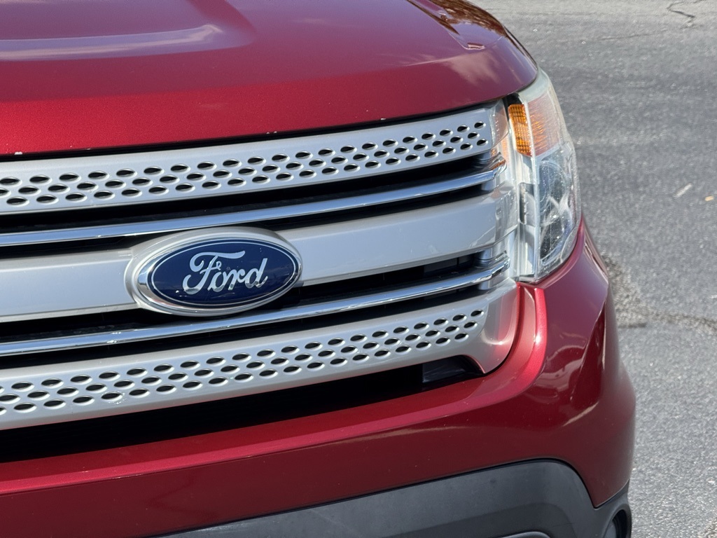 2014 Ford Explorer XLT photo 7