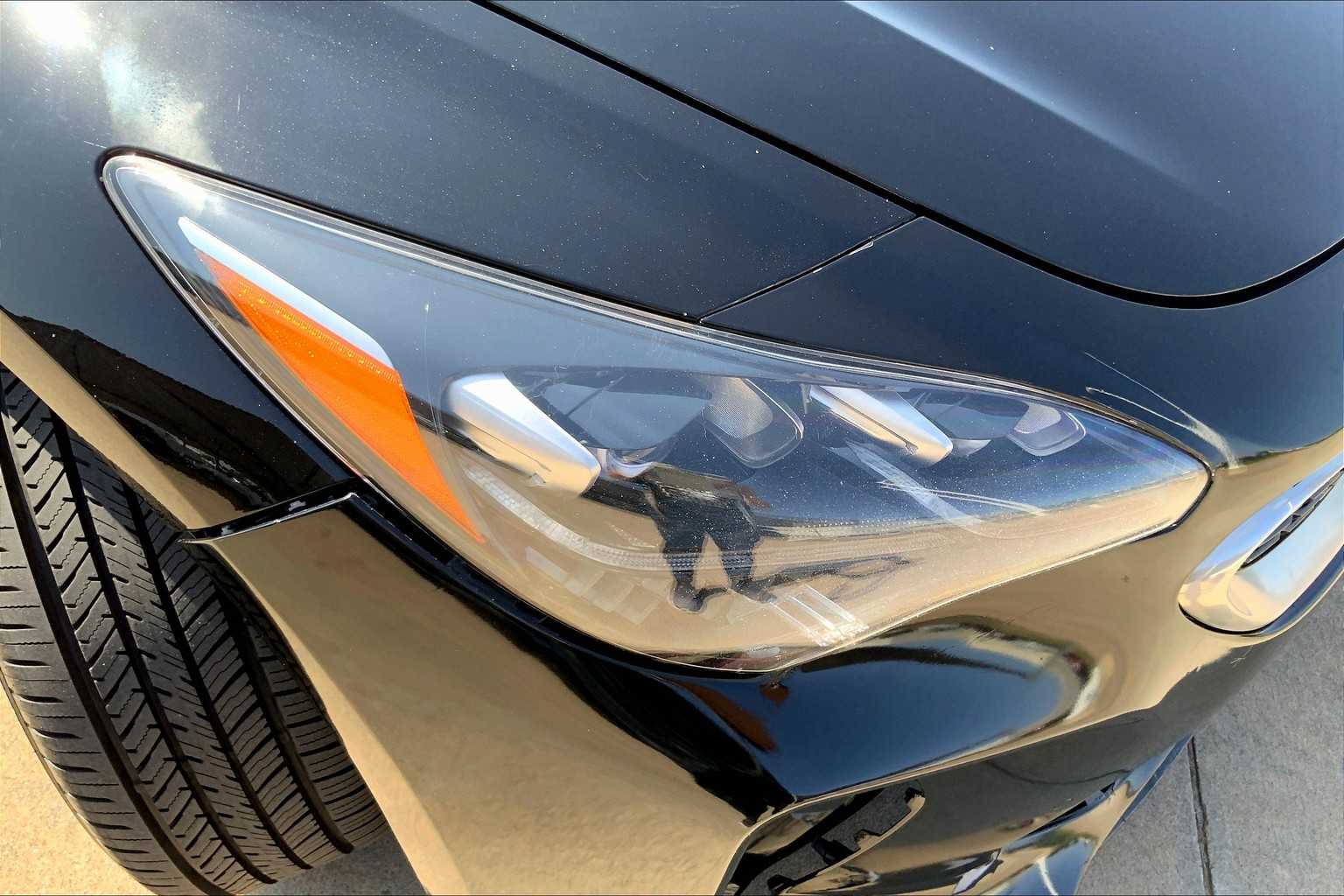 2018 Kia Stinger Premium photo 25
