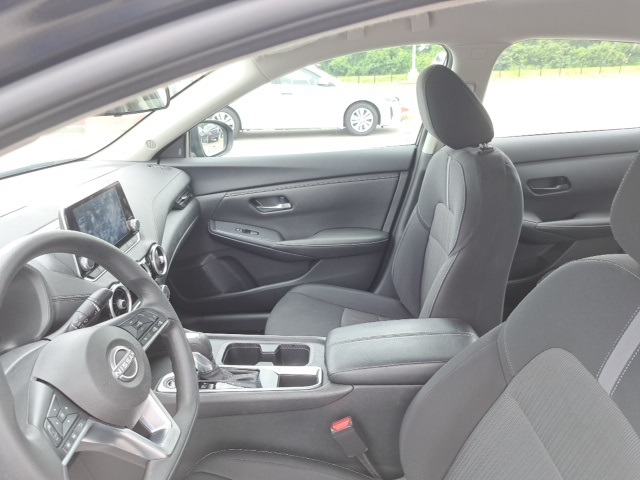 2024 Nissan Sentra SV photo 15