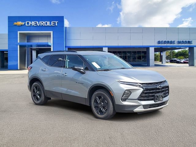 2025 Chevrolet Blazer 2LT's photo
